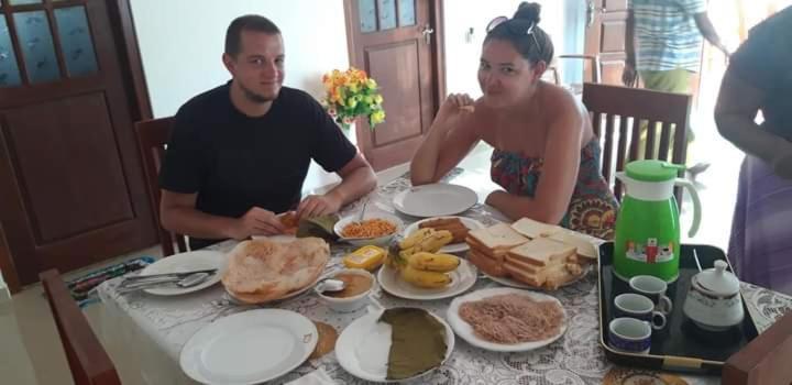 Rashmi Homestay バラピティヤ エクステリア 写真